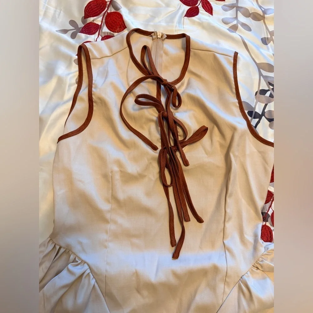 Beige & Brown Three Tie Bow Design Mini Dress spring summer ruched waist - Picture 2 of 7